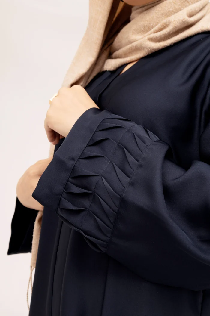 Elegant Black Abaya - Image 4