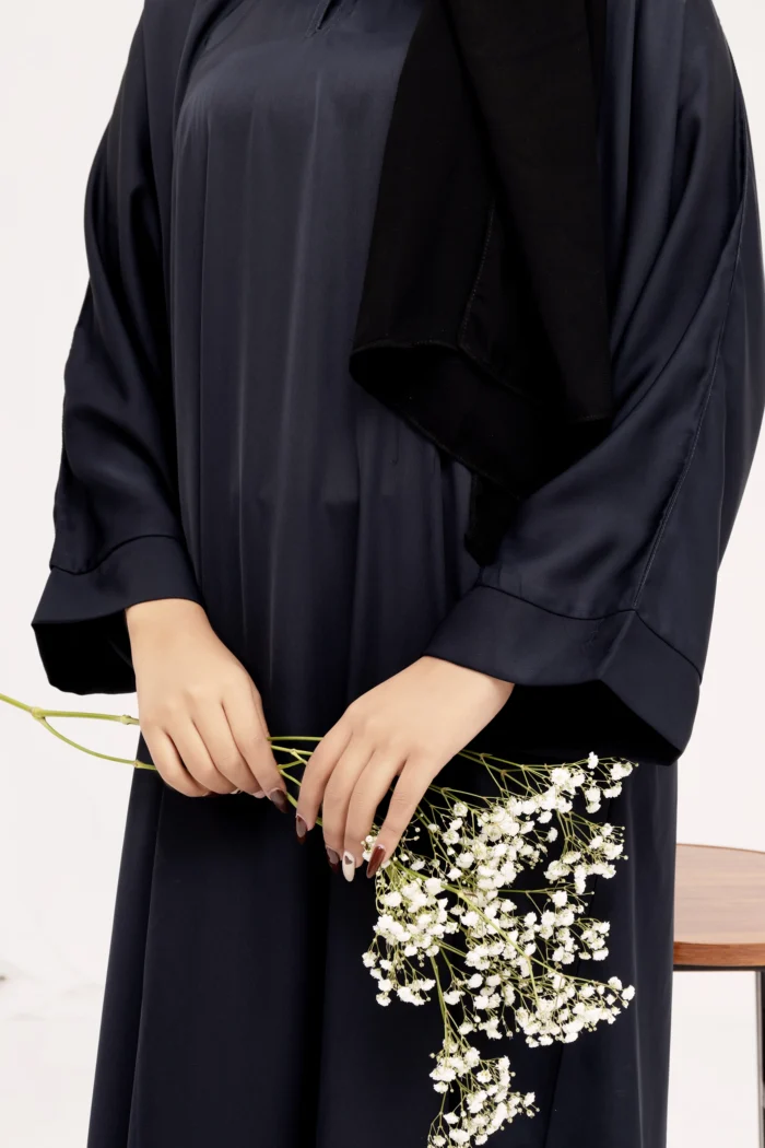 Classic Black Abaya - Image 4